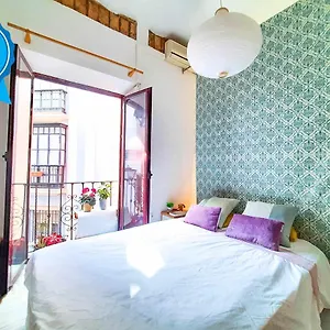 Lovely Center - Sunny Balcony Alfalf Appartement